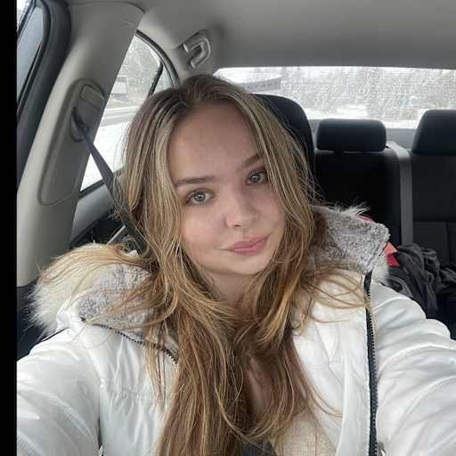 Profile image for pet sitter Maeve