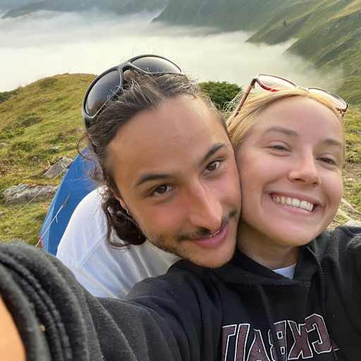 Profile image for pet sitters Nolwenn & Théo