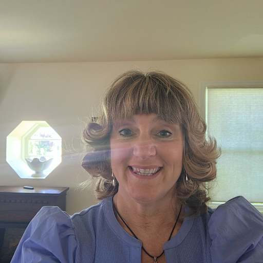 Profile image for pet sitters Deanna & Seanna