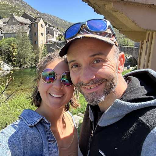 Profile image for pet sitters Emily & Thomas