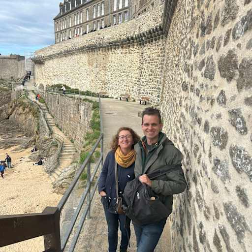 Profile image for pet sitters Alex & Laura