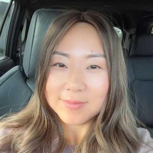 Profile image for pet sitter hanna