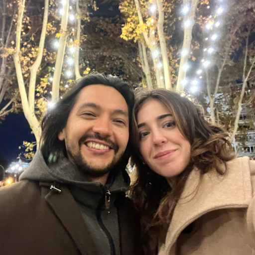 Profile image for pet sitters Carolina & Felipe