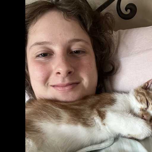 Profile image for pet sitter Olivia
