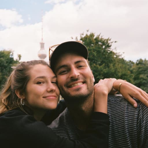Profile image for pet sitters Fabienne & Austin