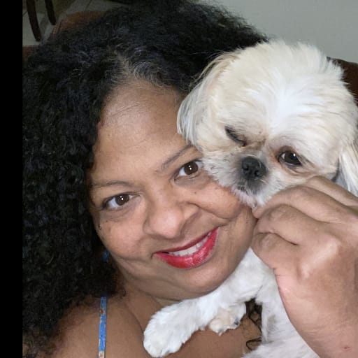 Profile image for pet sitter Lorrie