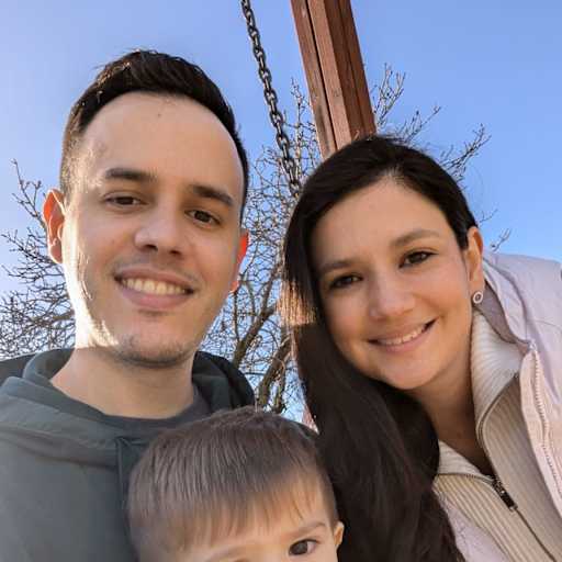 Profile image for pet sitters Andres & Valentina