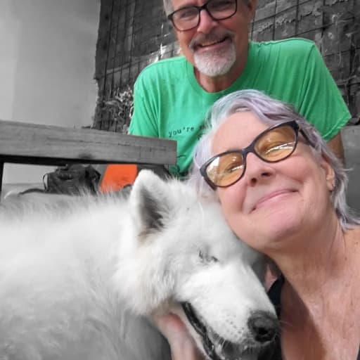 Profile image for pet sitters Mary & Glenn