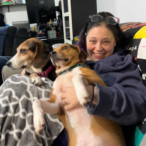 Profile image for pet sitters Sara & Meagan