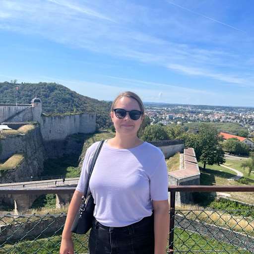 Profile image for pet sitter Charlotte