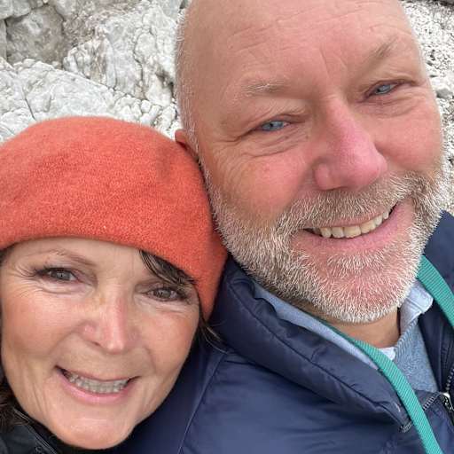 Profile image for pet sitters Helen & Paul