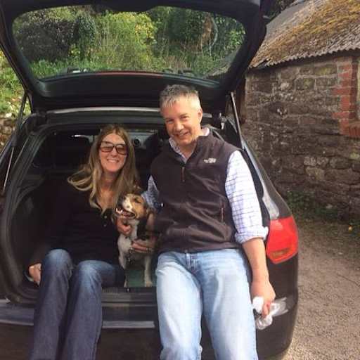Profile image for pet sitters Jen & Ian 