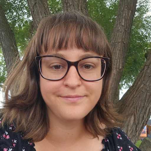 Profile image for pet sitter Savannah