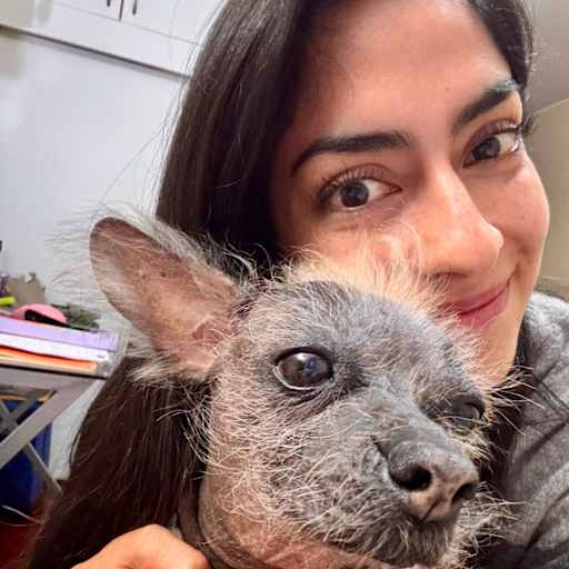 Profile image for pet sitter Anel