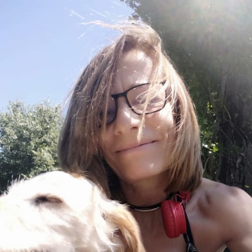 Profile image for pet sitter LETICIA