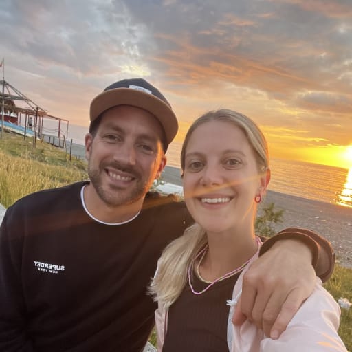 Profile image for pet sitters Victor & Camila 