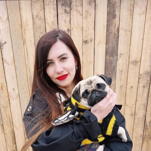 Profile image for pet sitters Alina & Lin