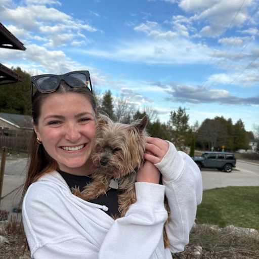 Profile image for pet sitter Claudia