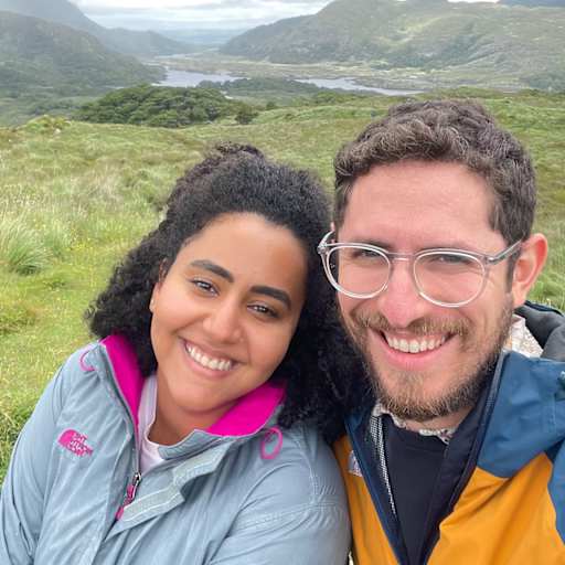 Profile image for pet sitters Haya & Thomas