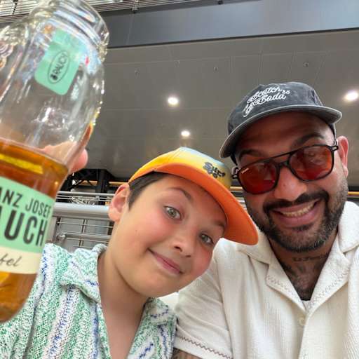 Profile image for pet sitter Navid