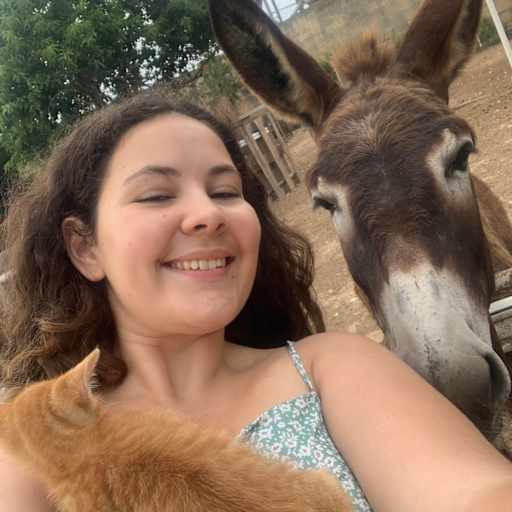 Profile image for pet sitter Angela
