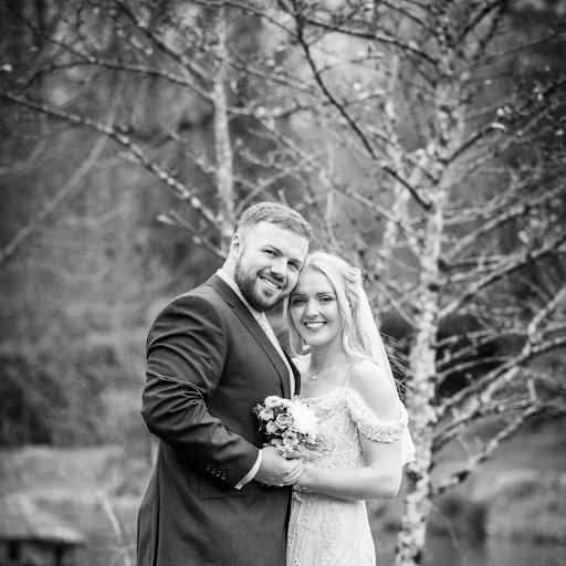 Profile image for pet sitters Holly & David