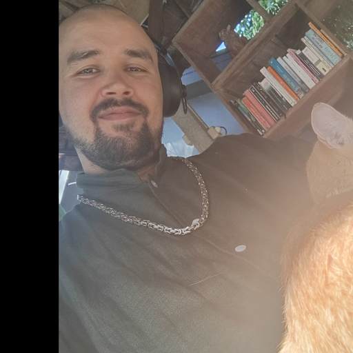 Profile image for pet sitter Dennis