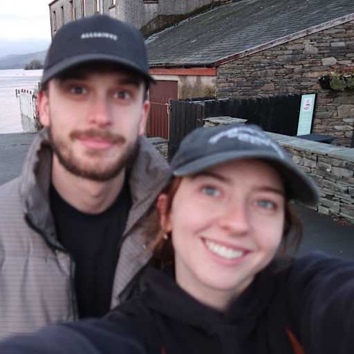 Profile image for pet sitters April & Jack