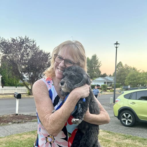 Profile image for pet sitter Lisa
