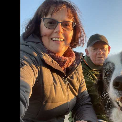 Profile image for pet sitters Beverley & Mitchel