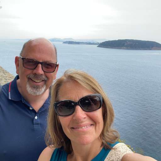 Profile image for pet sitters Caroline & Nigel