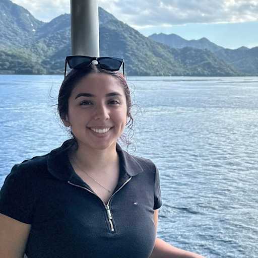 Profile image for pet sitter Fabiola