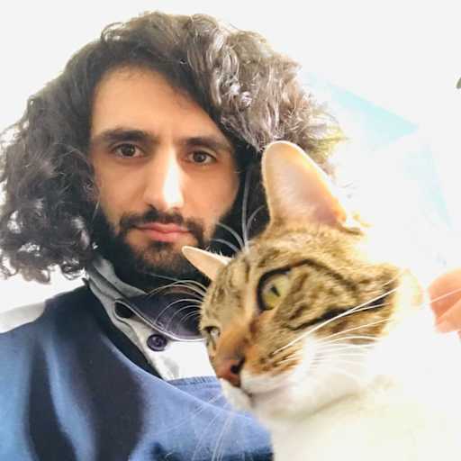 Profile image for pet sitter Hratch
