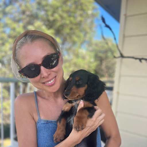 Profile image for pet sitter Heli