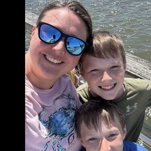Profile image for pet sitters Brittany & Aj