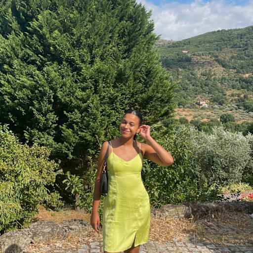 Profile image for pet sitter jessica