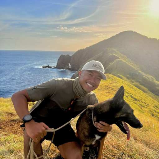 Profile image for pet sitter Derek