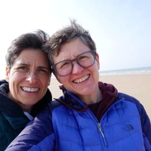 Profile image for pet sitters Rachel & Helen