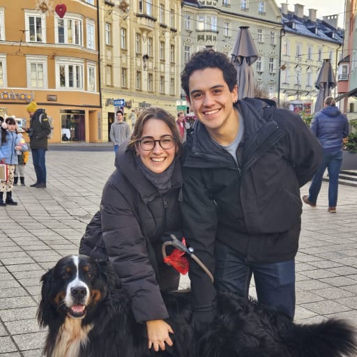 Profile image for pet sitters Fernanda & Carlos Ignacio (nacho)