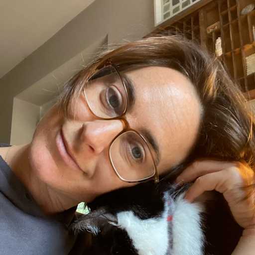 Profile image for pet sitter Laila