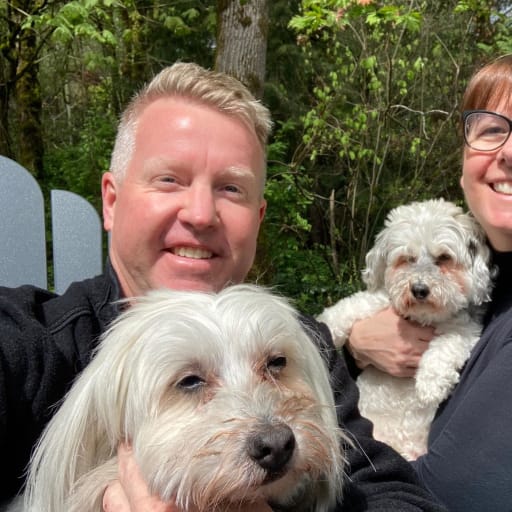 Profile image for pet sitters Eric & Tracey