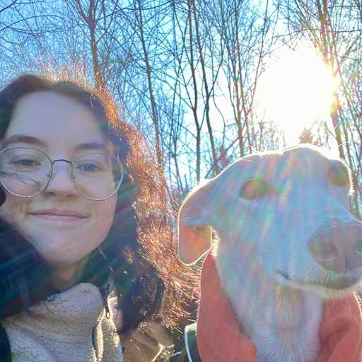 Profile image for pet sitter Zoe