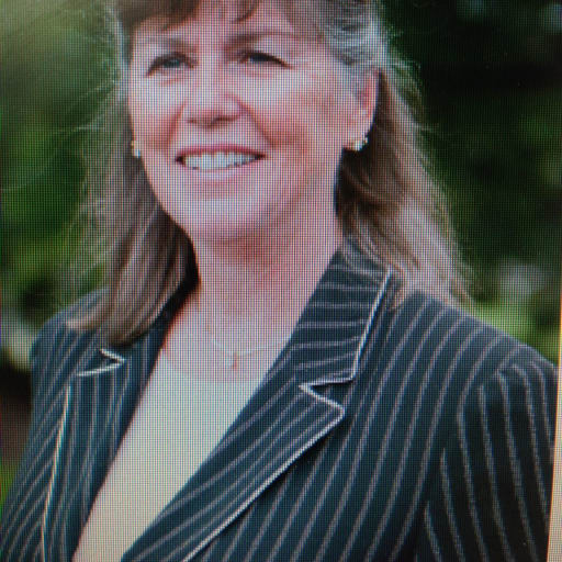 Profile image for pet sitter Line