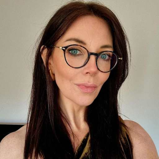 Profile image for pet sitters Tori & Kev