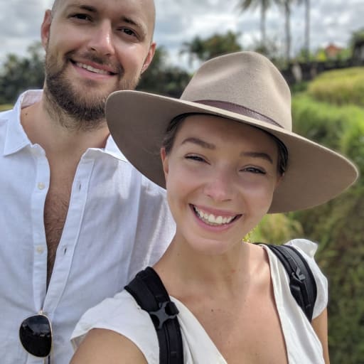 Profile image for pet sitters Austin & Lindsay