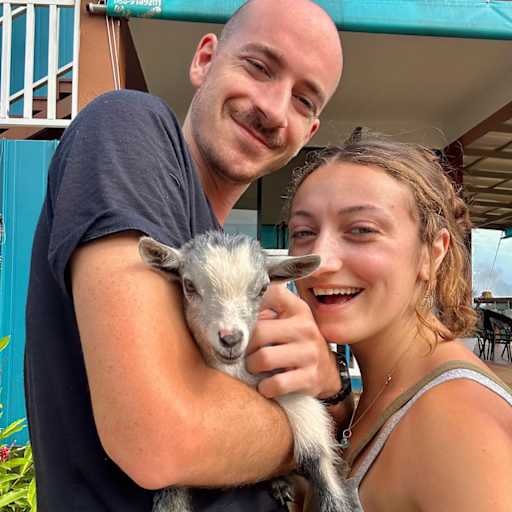 Profile image for pet sitters Andrew & Isabelle