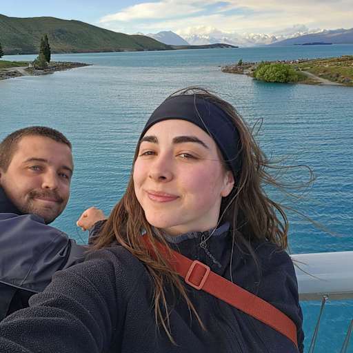 Profile image for pet sitters Lisa & Joel