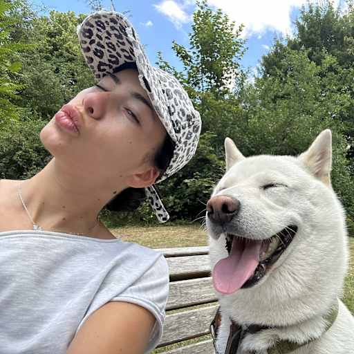 Profile image for pet sitter Amy