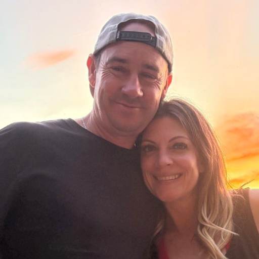 Profile image for pet sitters Esther & Michael