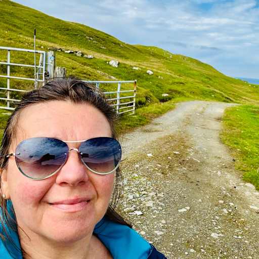 Profile image for pet sitter Connie
